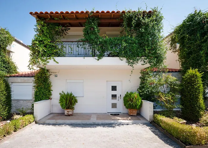 Sunny Exclusive Tria Vilă Hanioti