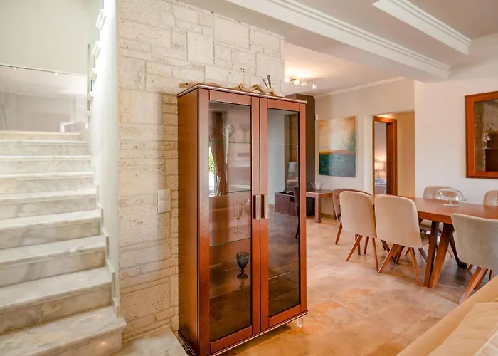 Sunny Exclusive Tria Vilă Hanioti