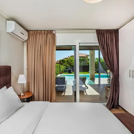 Sunny Exclusive Tria Villa *