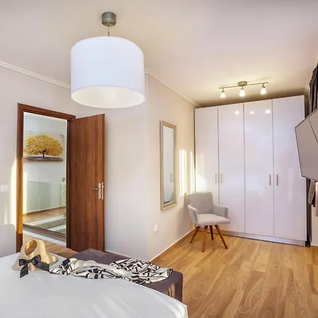 Villa Sunny Exclusive Tria *