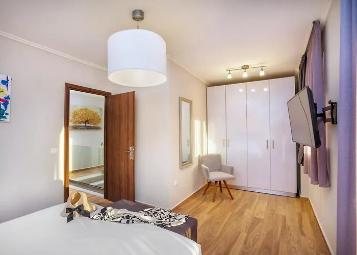 Villa Sunny Exclusive Tria *